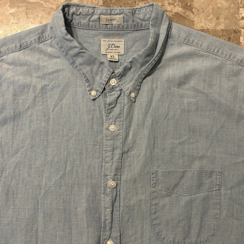 J Crew Shirt Mens XL Classic Fit Indigo Chambray Short Sleeve Button Workshirt